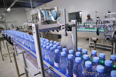 镜头下的甘泉与美食 哈尔滨莫力巴矿泉水厂摄影纪行