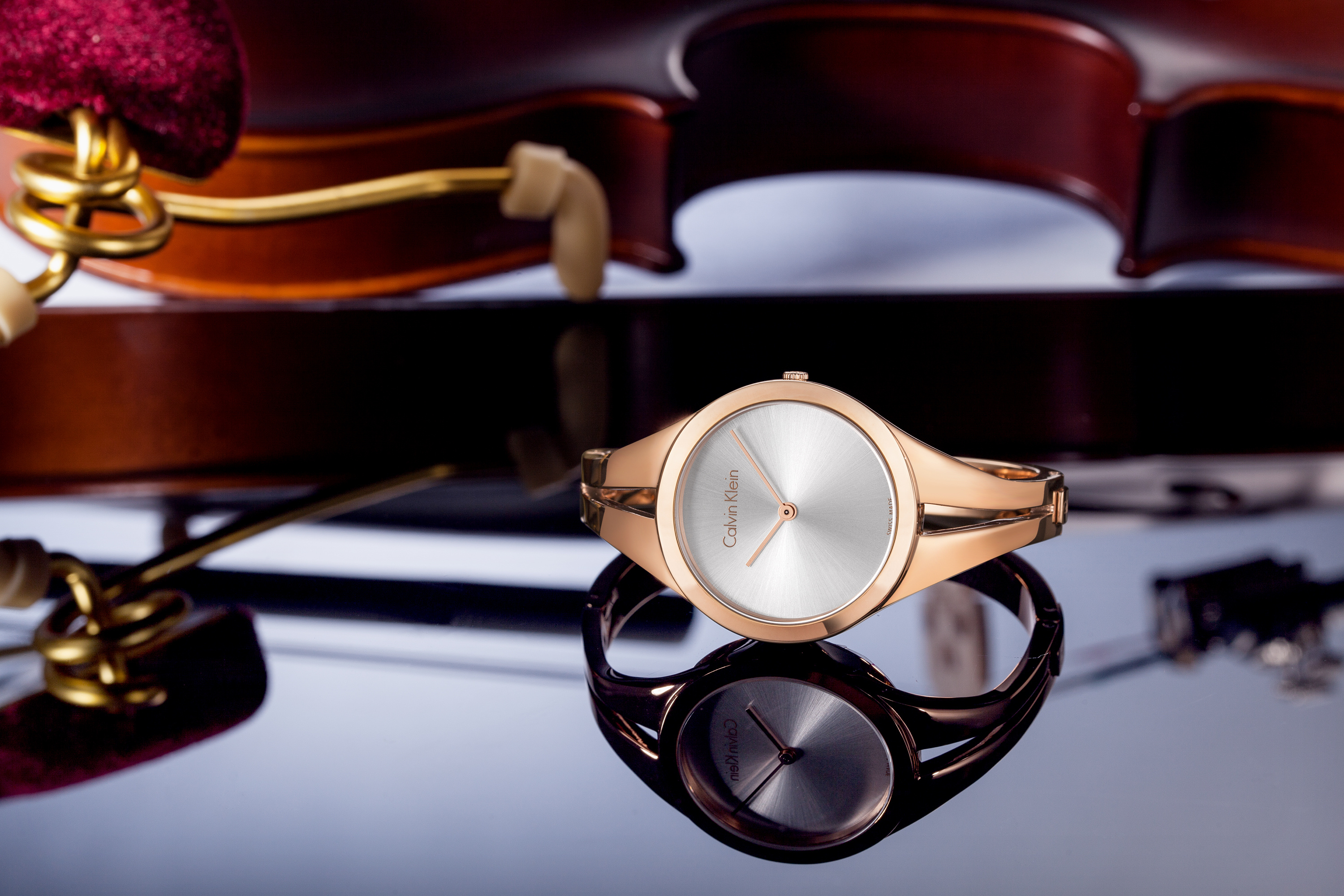 遗忘的2277 捕捉CK手表的时光印记